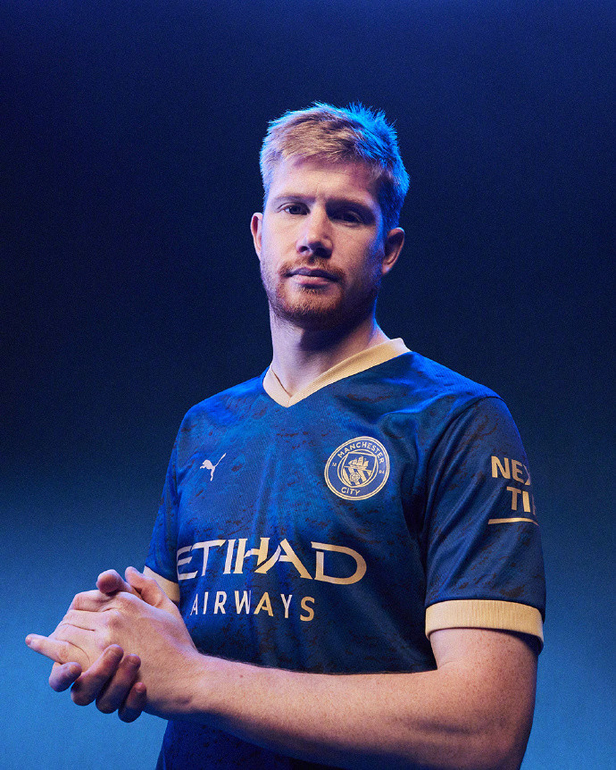 绿帽哥独家：萨拉赫在与球队高层会议时拒绝道歉（传萨拉赫在与球队高层会面时拒绝道歉）