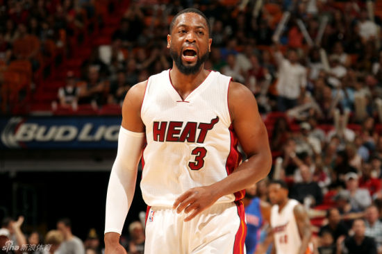 李冰冰三刷新疆滑雪场，明星效应如何引爆冰雪经济？（李冰冰三度打卡新疆滑雪场：明星效应如何带火冰雪经济？）