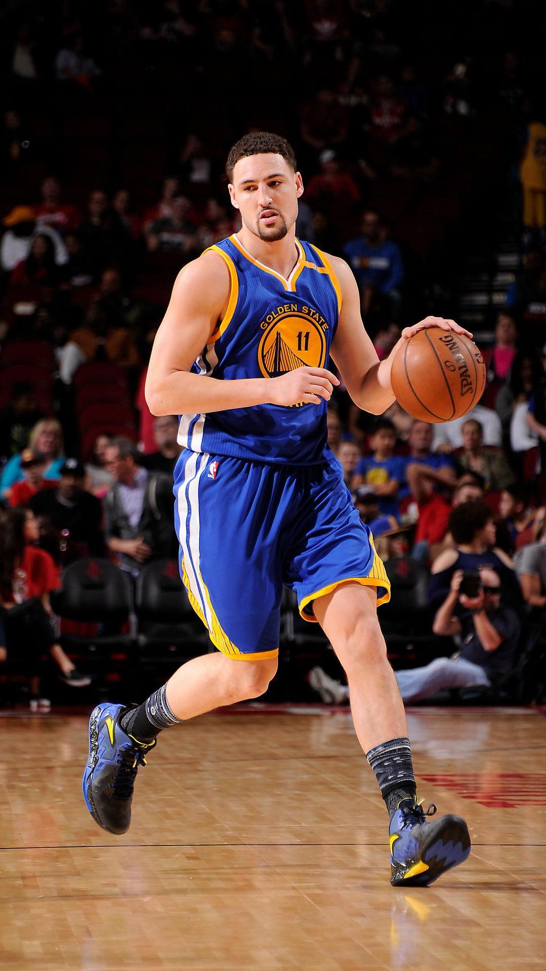 半场战报：沃尔夫斯堡1-1霍芬海姆，阿穆拉，布格尔破门（中场战报：沃尔夫斯堡1-1霍芬海姆，阿穆拉、布格尔各入一球）