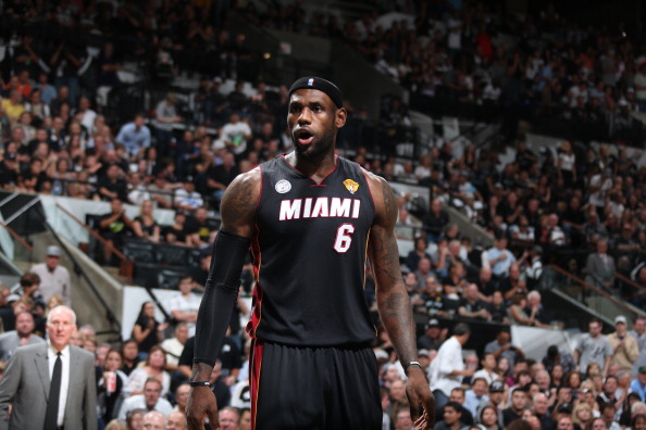 球风受批评！狮吼主帅：欧洲俱乐部主席根本不在乎控球率（球风遭质疑，狮吼主帅：欧洲俱乐部老板压根不重视控球率）