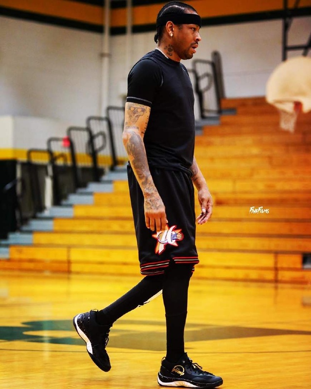 湖人詹姆斯关键三分锁定胜利（詹姆斯关键三分助湖人取胜）