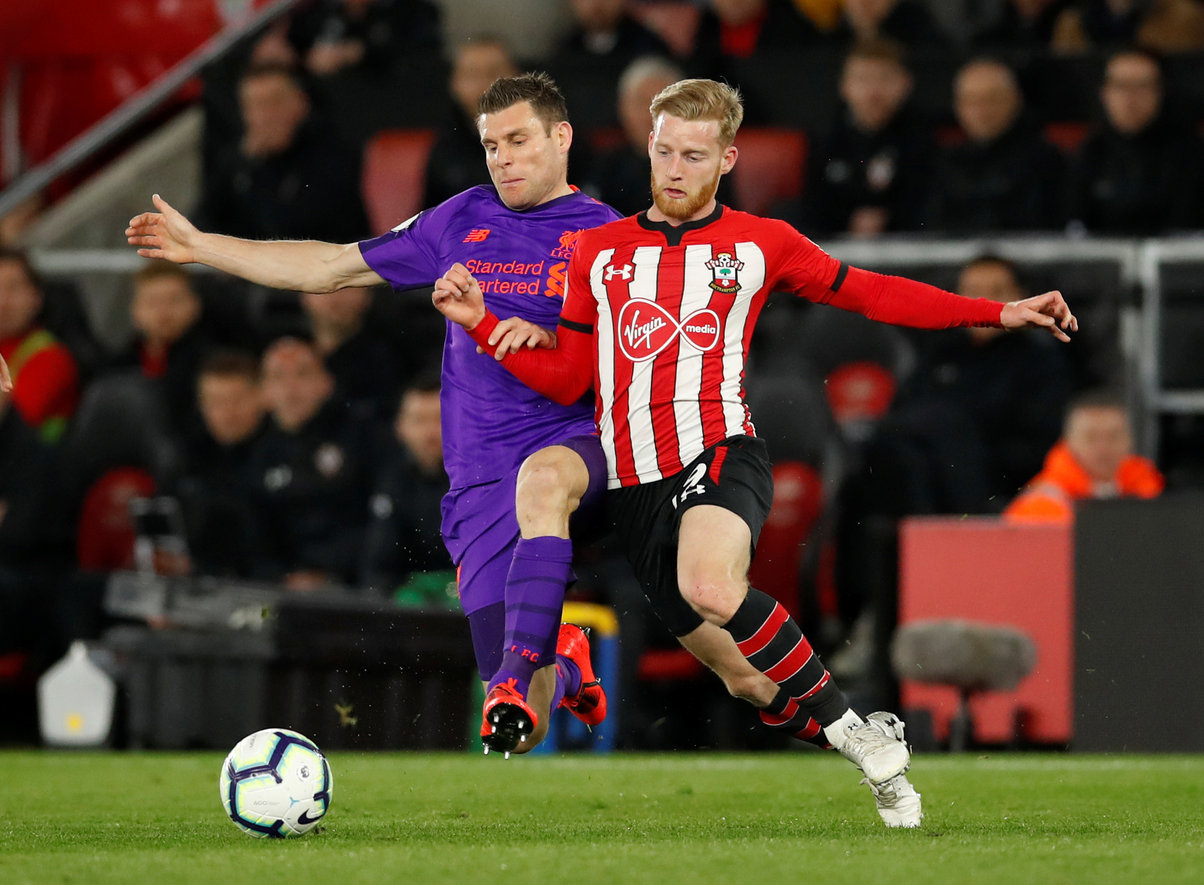 世体：巴萨内部认为凯恩很乐意来到西甲，莱万是一个很好先例（世体：巴萨内部看好凯恩愿意登陆西甲，莱万的成功是有力先例）