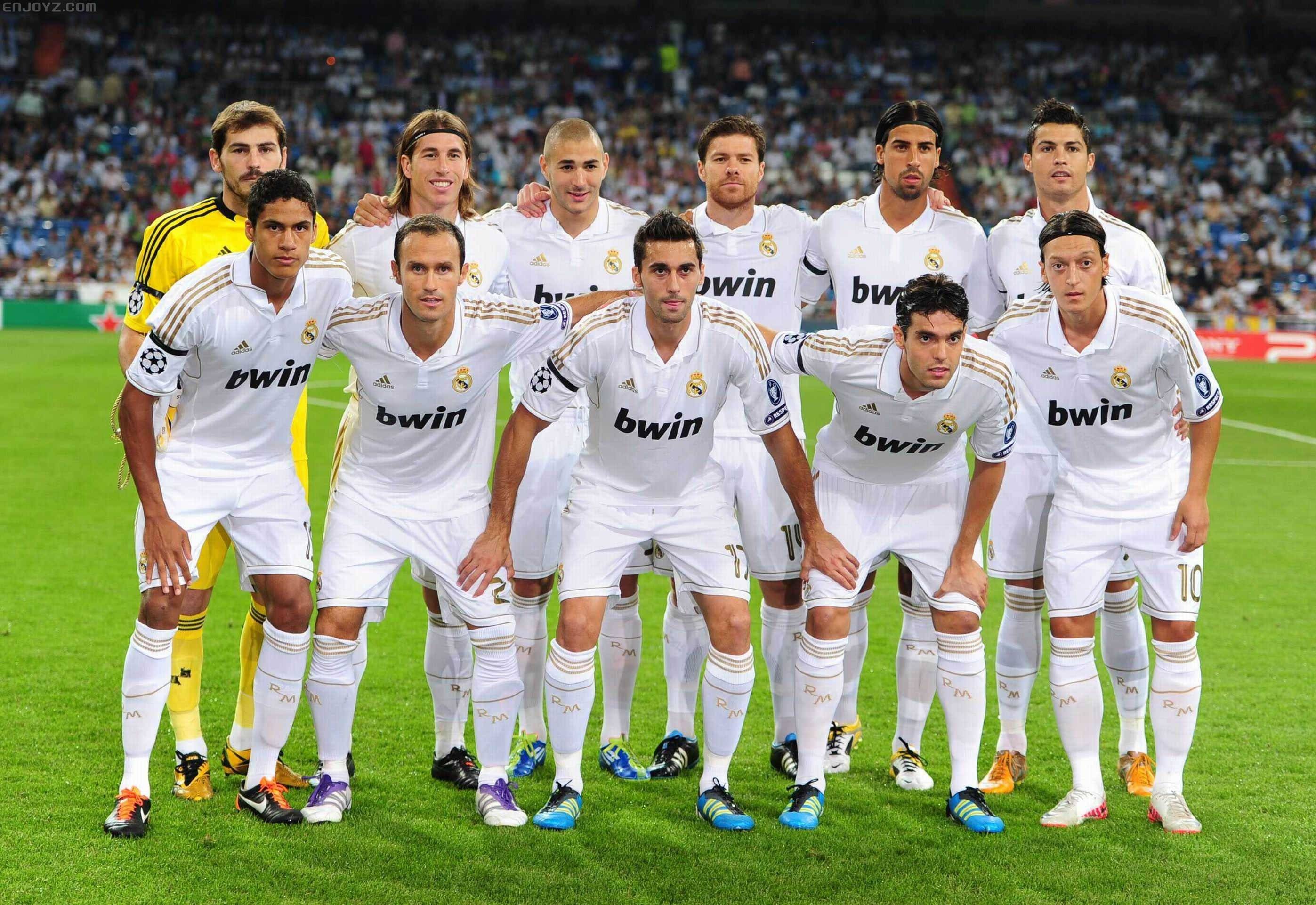 2025意大利足球盛典评最佳阵：劳塔罗领衔，国米5人入选（2025意甲年度最佳阵容揭晓：劳塔罗领军，国米五将上榜）