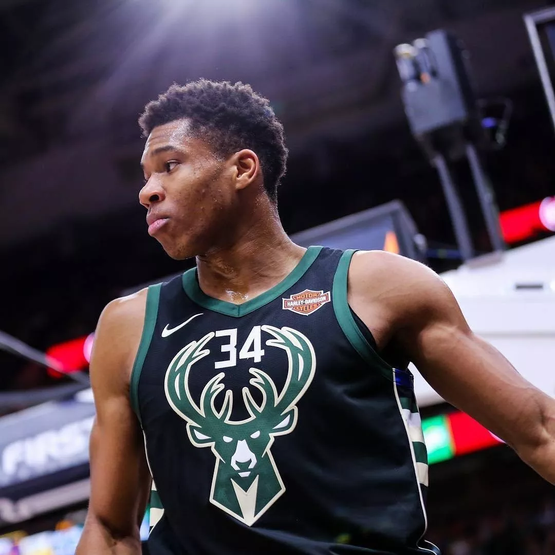 科特迪瓦主帅：我们一直在关注博尼，目前也正在和他谈征召（科特迪瓦主帅：已长期关注博尼，正商谈国家队征召）