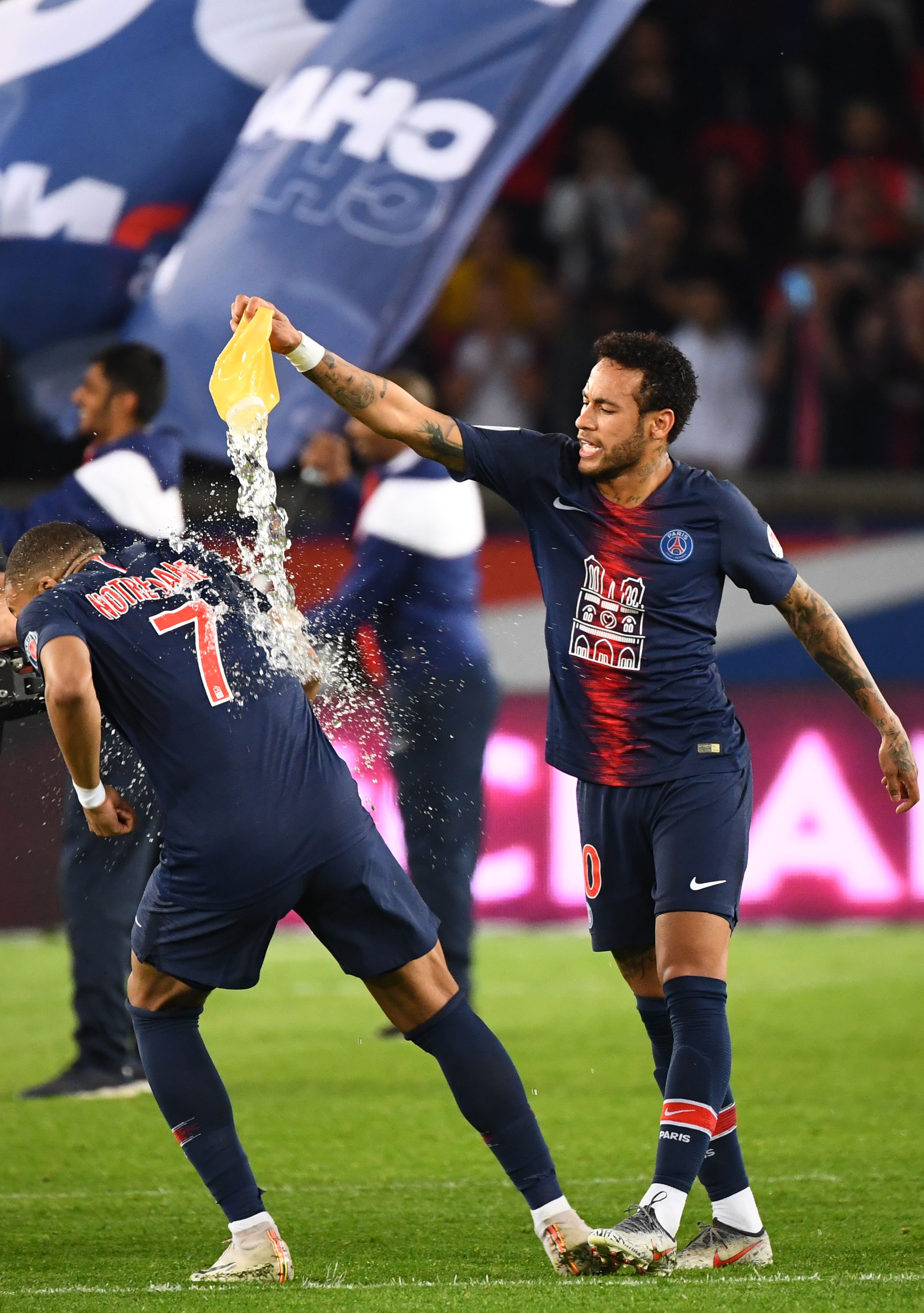 叫我皮教授，世体：皮克以客座教授身份在哈佛大学首次授课（皮克客座哈佛首讲：叫我皮教授）