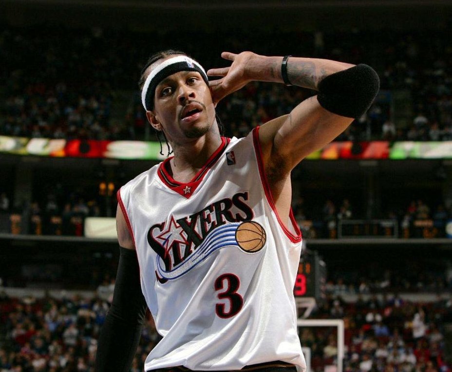 拉比奥出战的4场意甲米兰不败仅丢1球，缺阵7场仅3胜且丢8球（拉比奥在阵的4轮意甲米兰不败仅失1球，缺席7战仅取3胜并丢8球）