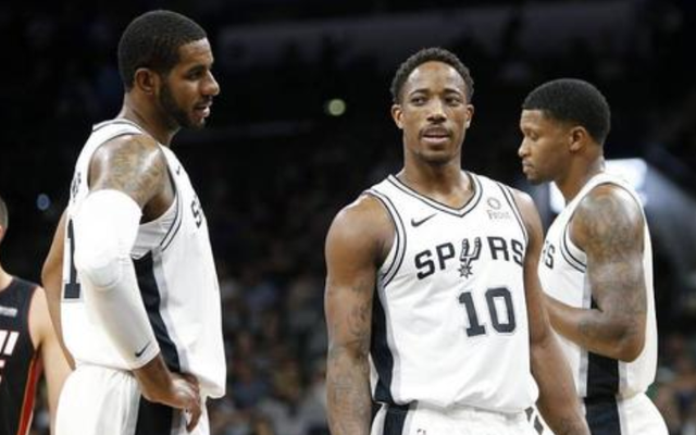 懂球帝中超MVP｜萨里奇：我会竭尽所能回馈球迷（萨里奇获评懂球帝中超MVP：将竭尽全力回报球迷）