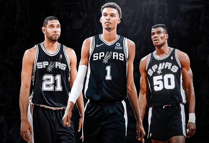 瓦拉内：现在的足球比赛太多了；未来可能会回皇马任职（瓦拉内感叹赛程过密，未来或重返皇马任职）