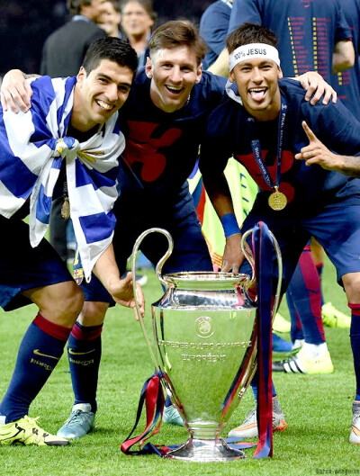 哈兰德联赛已打进19球，追平英超球员圣诞节前进球数记录（哈兰德联赛19球，追平英超圣诞前进球纪录）