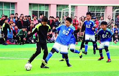 斗士，二度战胜癌症的拉斯帕尔马斯队长基里安获体育精神奖（拉斯帕尔马斯队长基里安两度战胜癌症获体育精神奖）