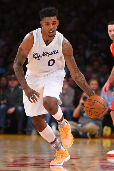 点射得分，凯文-迪克斯成为历史首位在德甲进球的印尼球员（凯文-迪克斯点球破门，成德甲史上首位进球的印尼球员）