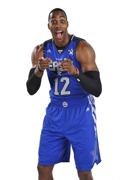 名记建议火箭签保罗：仅需底薪就能补强控卫 而且他能提供争冠领导力（名记建议火箭用底薪签保罗：补强控卫还能提升争冠领导力）