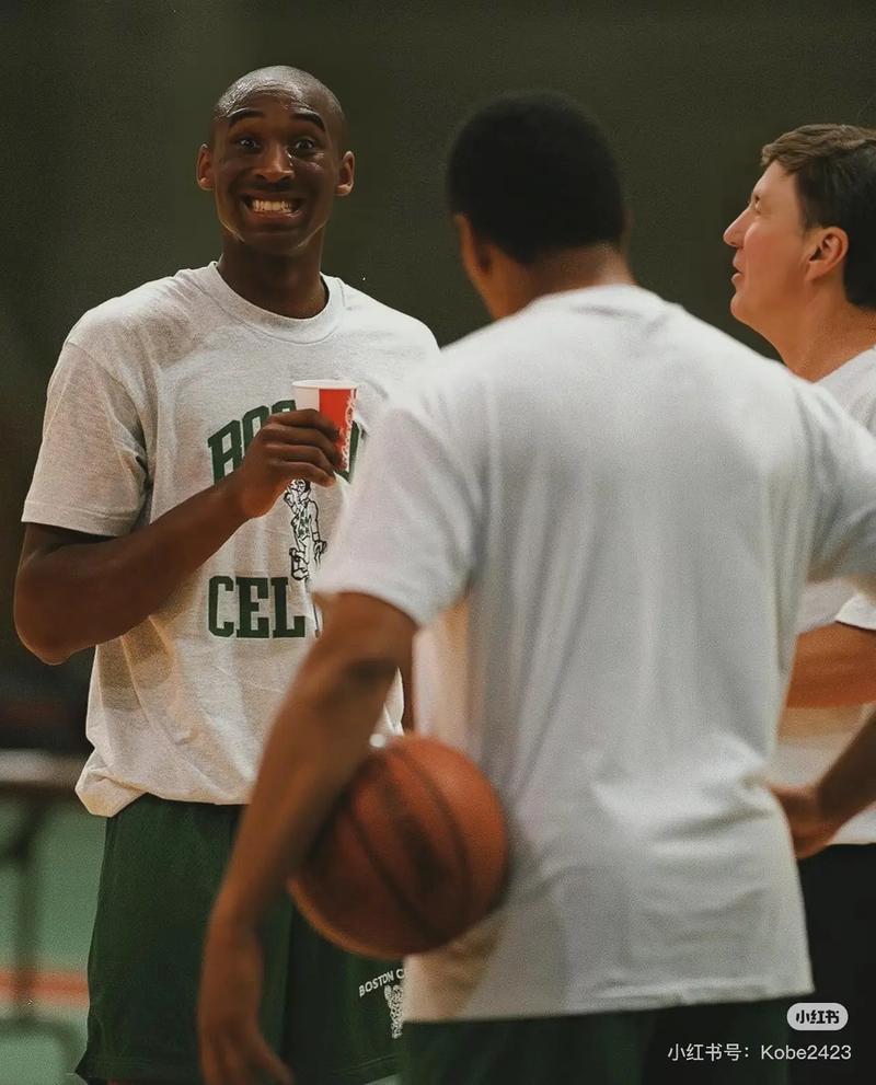 脚后跟破门，莱默尔：进球总是很开心，尤其是那么漂亮的进球（莱默尔脚后跟绝妙破门：进球总令人欣喜，尤其如此漂亮的一球）