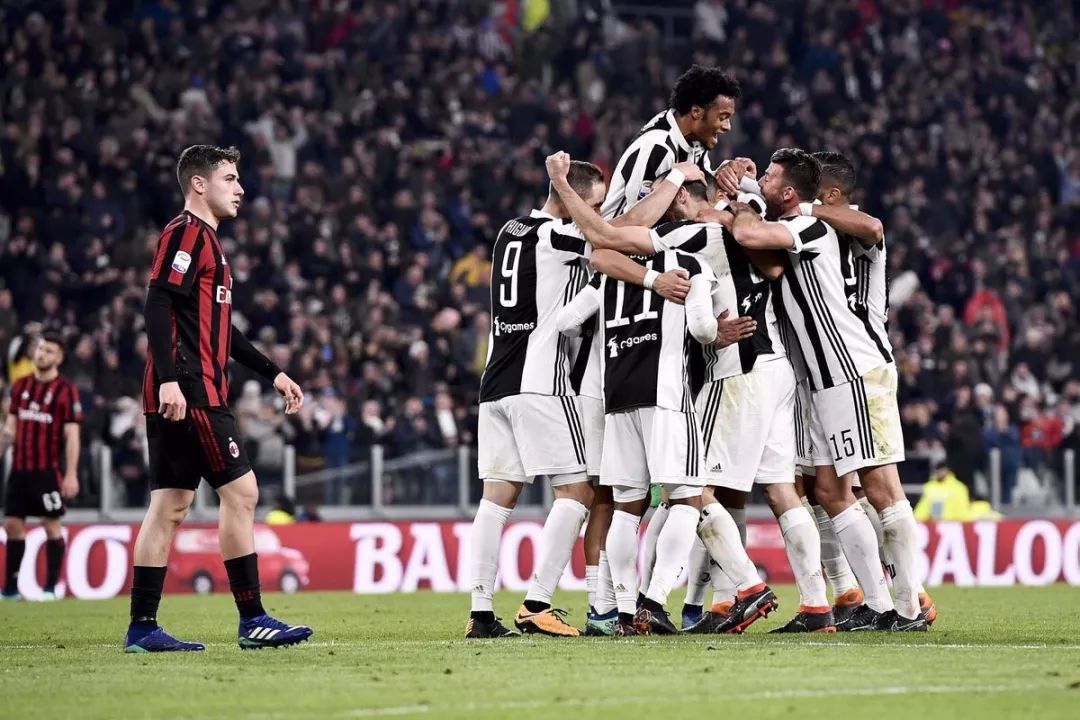 杨鸣谈辽宁男篮新赛季揭幕战：想把最好精神面貌展现给大家（杨鸣展望辽篮新季揭幕战：力争以最佳精神面貌回馈球迷）