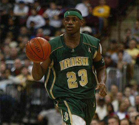 德甲战报：舍尔汉特制胜，佩奇诺维奇戴帽，弗赖堡4-3沃尔夫斯堡（德甲快讯：舍尔汉特献绝杀，佩奇诺维奇上演帽子戏法，弗赖堡4比3击退沃尔夫斯堡）