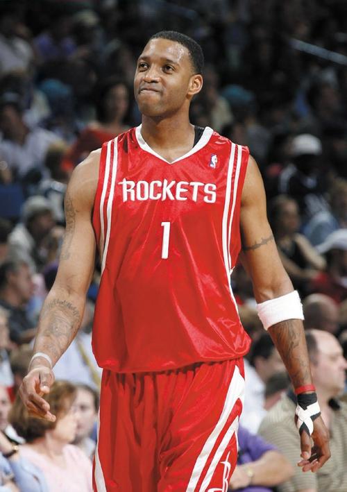 意杯-图拉姆梅开二度皮奥博尼破门 国米5-1威尼斯晋级（意大利杯：图拉姆双响、皮奥博尼破门，国米5-1胜威尼斯晋级）