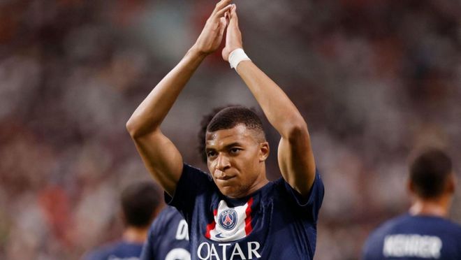 麦克丹尼尔斯第三节5中5轰12分，带领森林狼迫近比分（麦克丹尼尔斯第三节5投全中砍12分，助森林狼迫近比分）