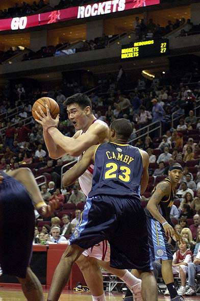 半场战报：阿拉维斯1-0皇家社会（中场比分：阿拉维斯1-0领先皇家社会）