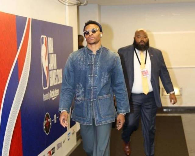 乌克兰战胜冰岛以小组第2进附加赛，冰岛则无缘26年世界杯（乌克兰击败冰岛获小组第二挺进附加赛，冰岛无缘2026世界杯）