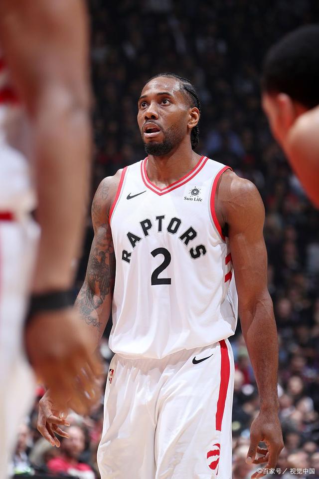 近10年欧冠场均进球榜：哈兰德1.02球第1，C罗第2，梅西第4（欧冠近十年场均进球排名：哈兰德场均1.02球居首，C罗次席，梅西第4）