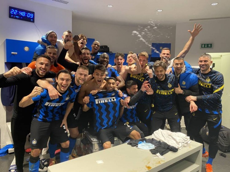 国乒混团世界杯8比1胜日本队实现三连冠（中国乒乓混团世界杯8-1力克日本，成就三连冠）