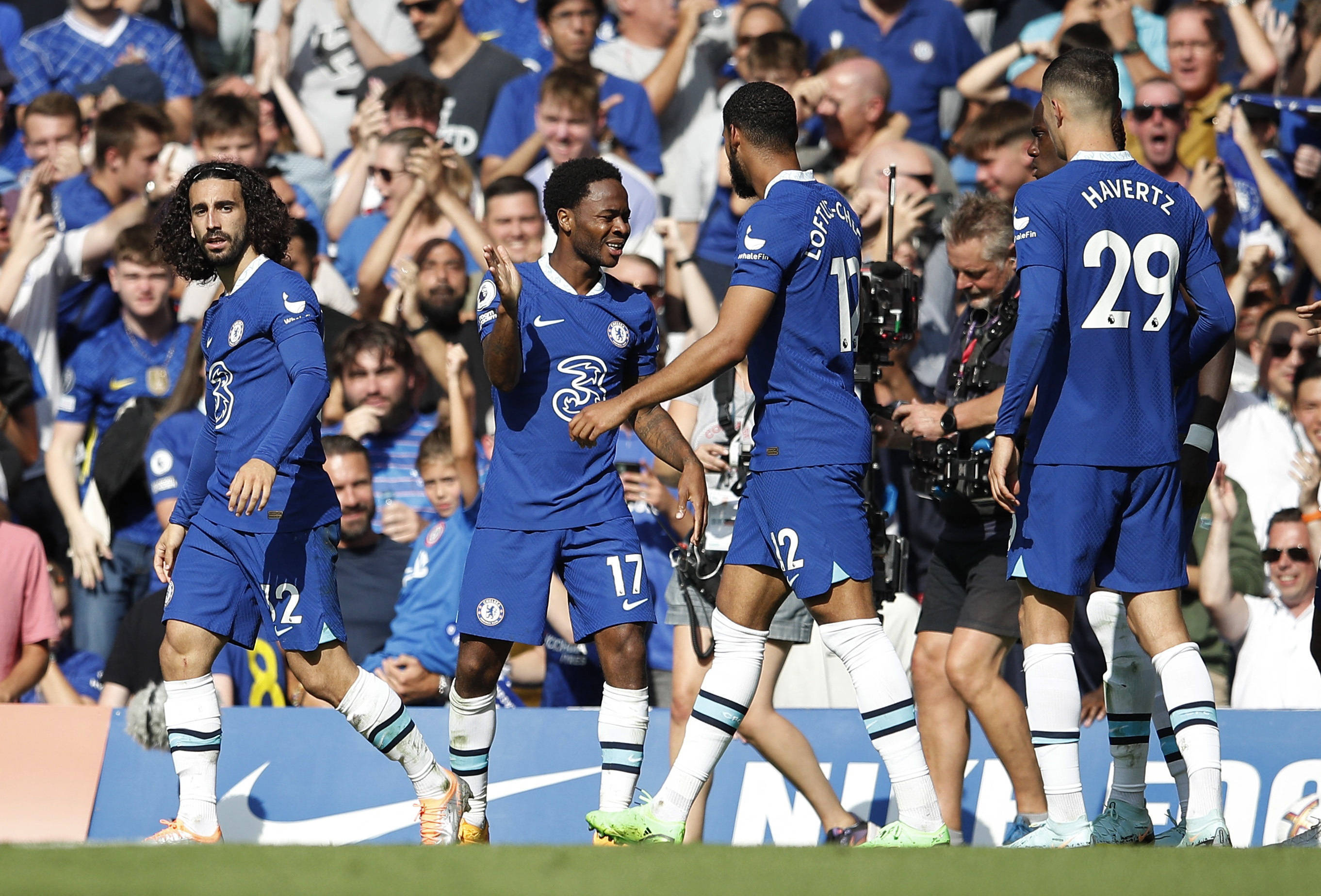 双响逆转塞尔塔，贝司机成博洛尼亚近26年欧战单场进球2+第一人（贝司机梅开二度逆转塞尔塔，成博洛尼亚近26年欧战首位单场2+射手）