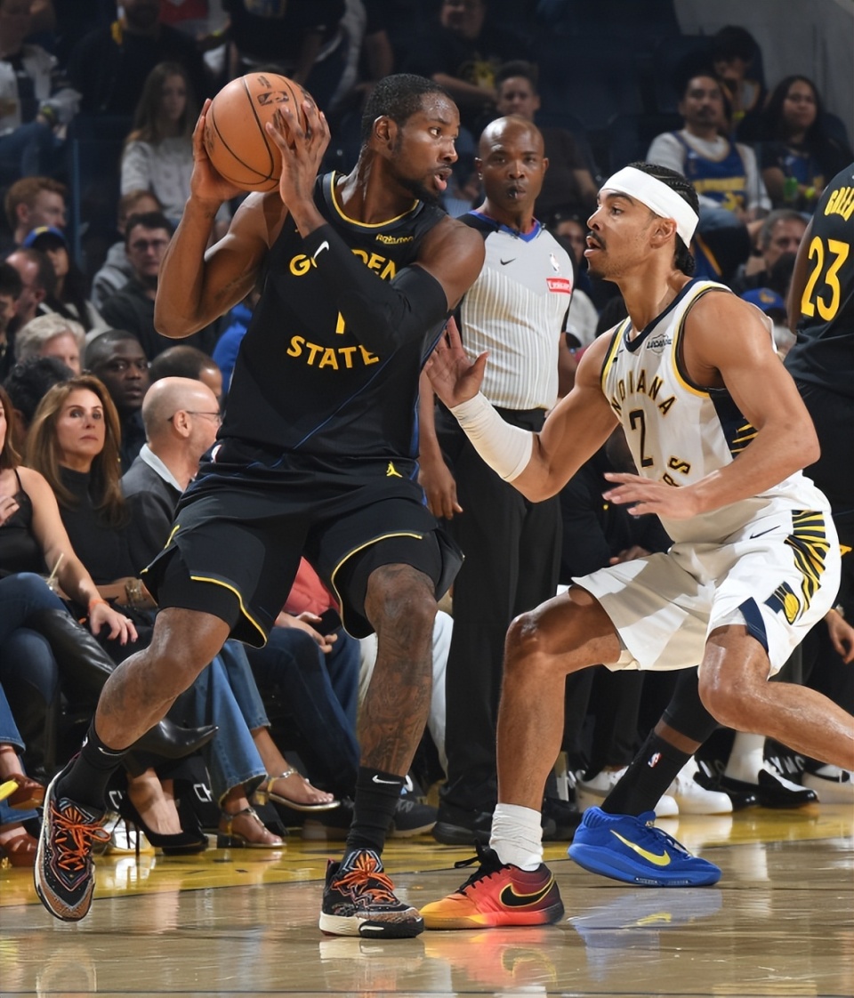 利物浦当地的阿诺德纪念壁画被破坏，记者：工作人员正在修复（利物浦阿诺德纪念壁画遭破坏，记者称修复工作已展开）